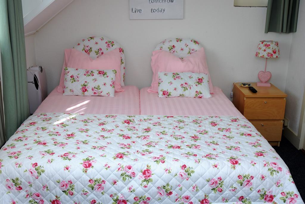Bed And No Breakfast Joy Bed and Breakfast Noordwijk Esterno foto